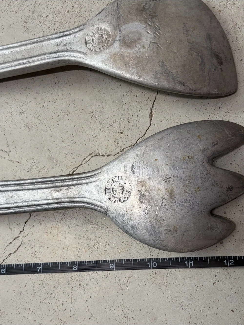 Vintage Wilton Armetale Pewter RWP Beaded Edge Salad Servers Set